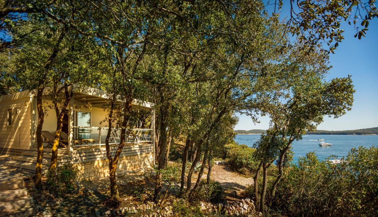 Maistra Camping Koversada Uncovered Naturist Mobile Homes Vrsar Ngoại thất bức ảnh