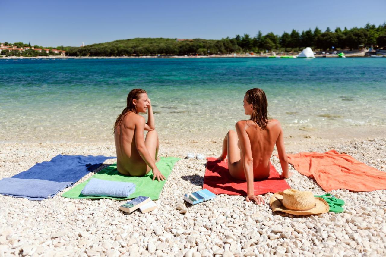 Maistra Camping Koversada Uncovered Naturist Mobile Homes Vrsar Ngoại thất bức ảnh
